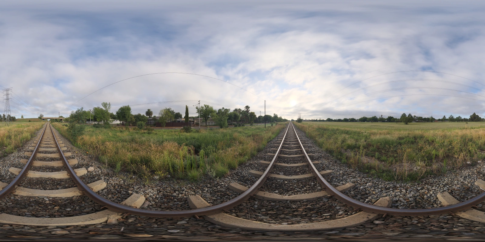 Bloem Train Track 多云_小熊猫超级