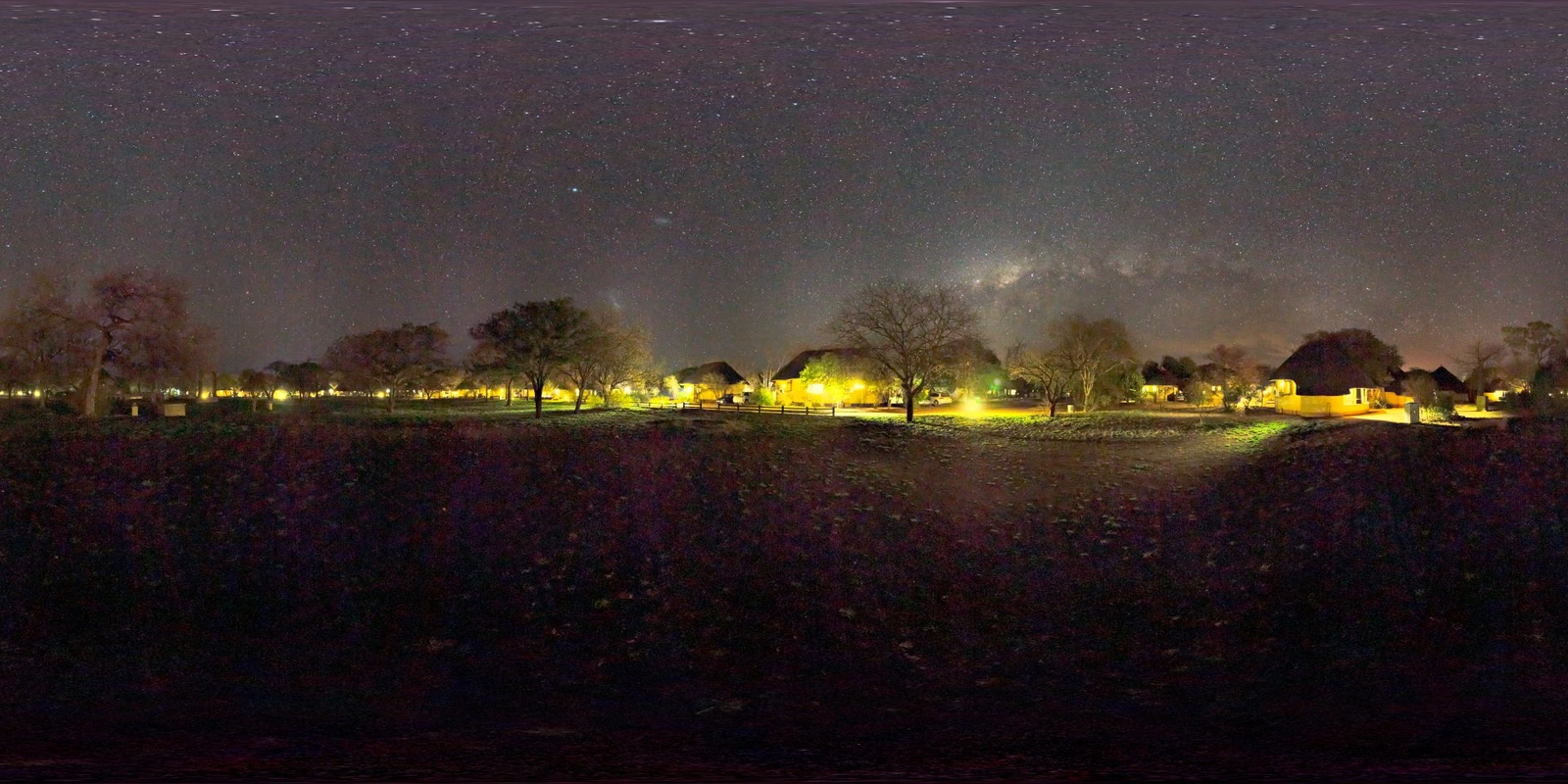 Satara 夜晚_小熊猫超级