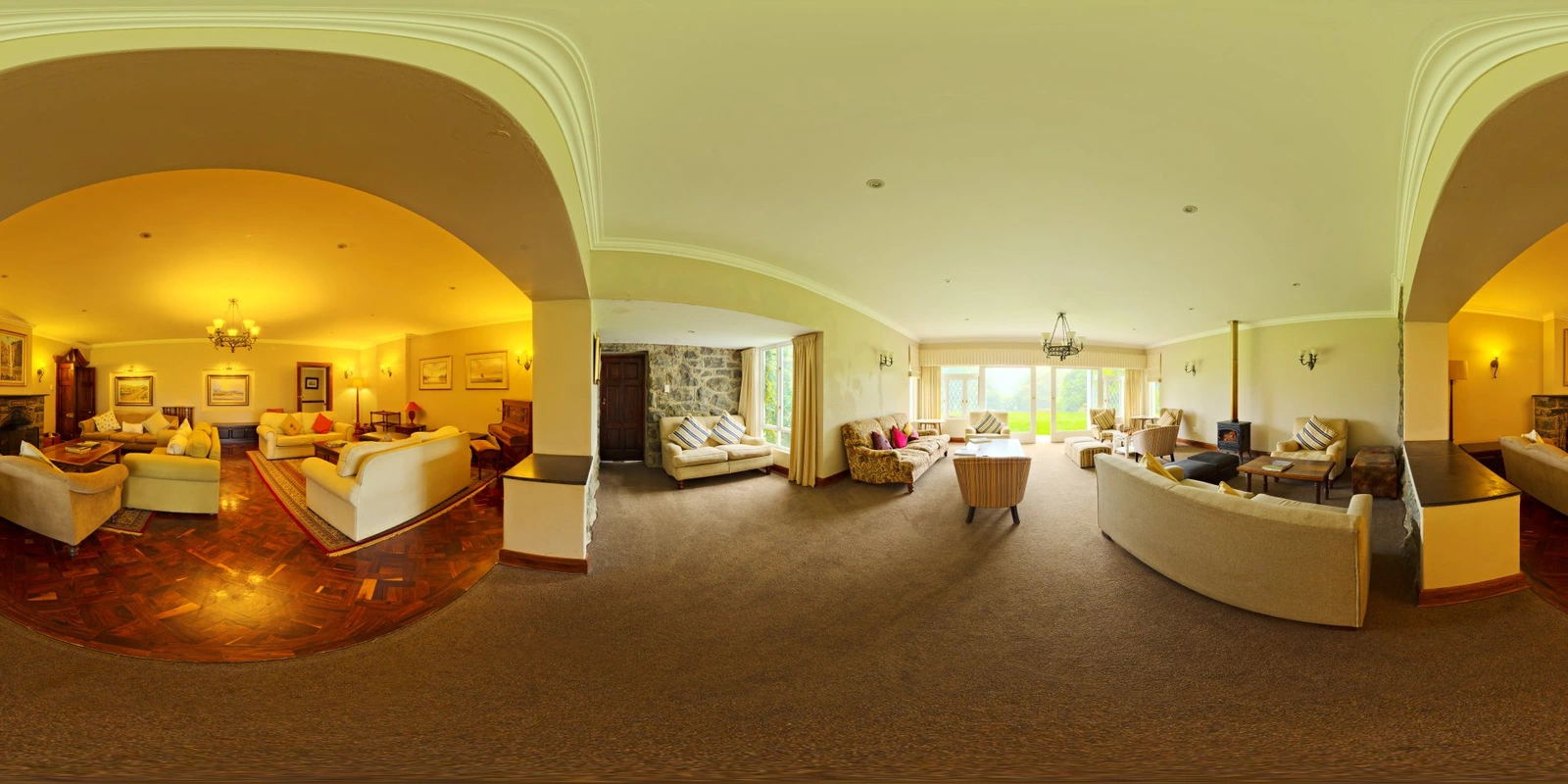 Lythwood Lounge_小熊猫超级