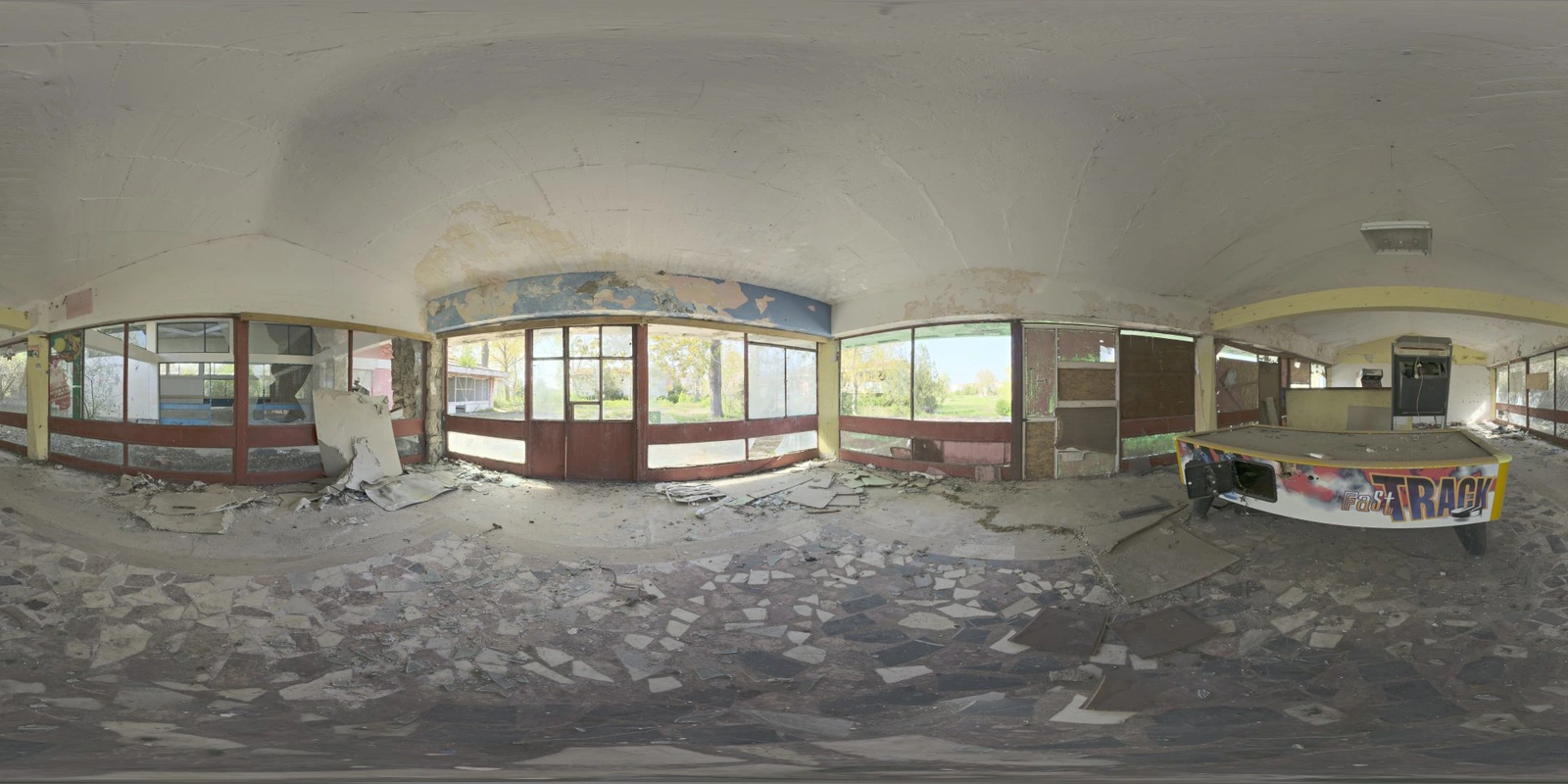 Abandoned Games 房间01_小熊猫超级