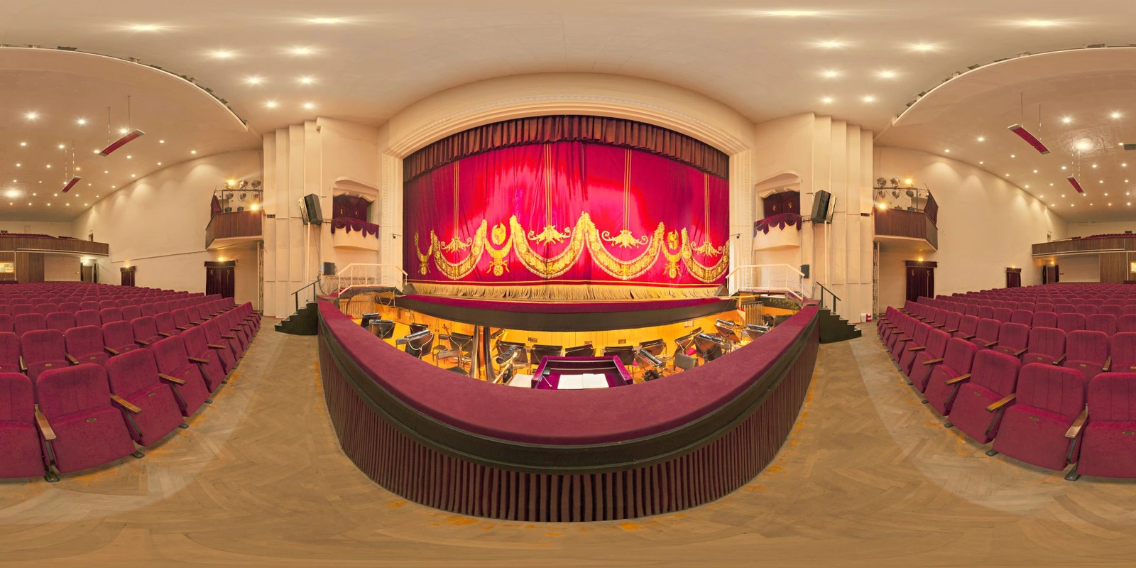 Theater 01_小熊猫超级