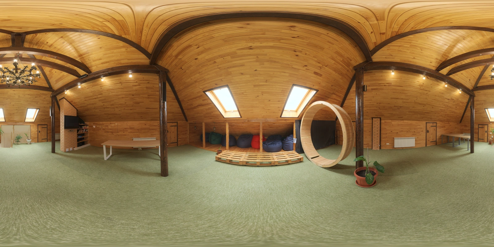 Pine Attic_小熊猫超级