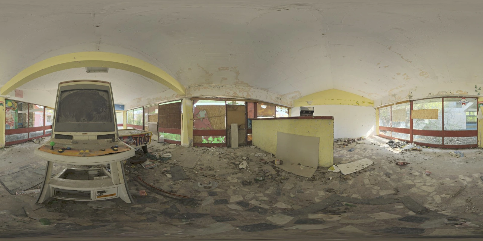 Abandoned Games 房间02_小熊猫超级