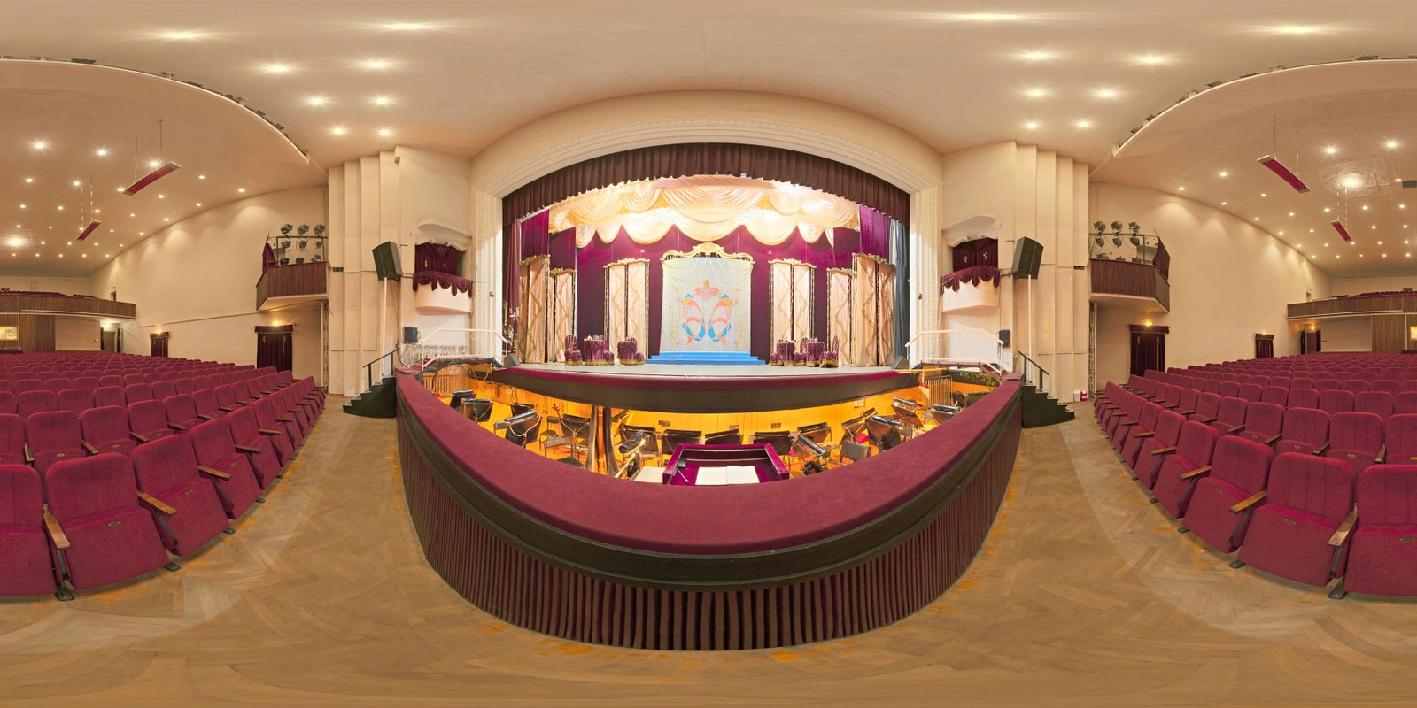 Theater 02_小熊猫超级